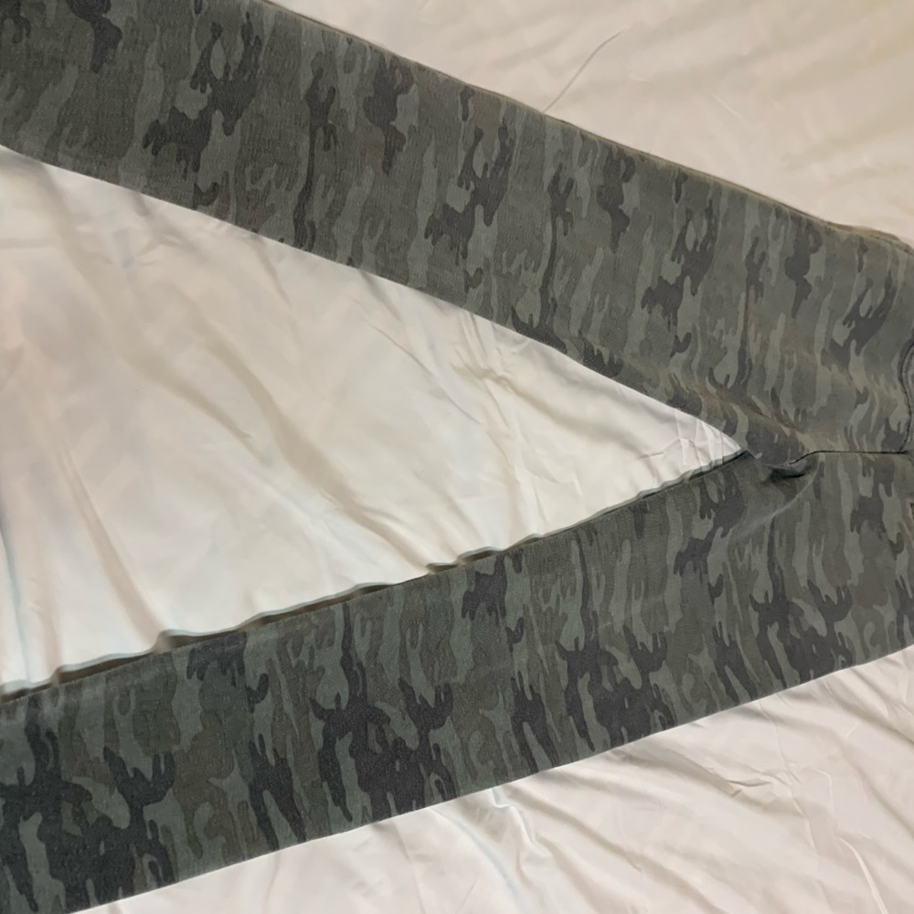 Primark 12-13yrs joggers in good condition